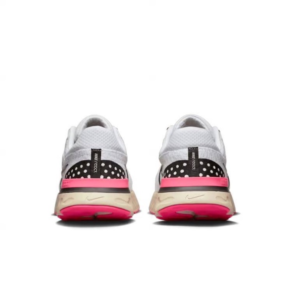 Nike React Infinity Run Flyknit 3 - Picture 5 of 9